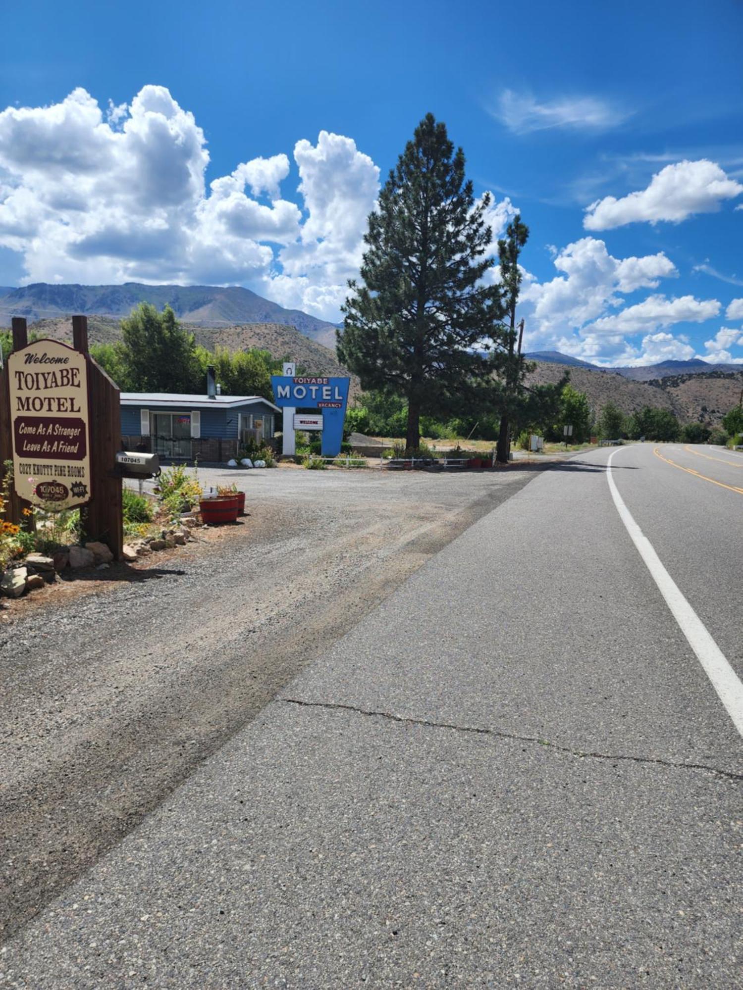 Walker Toiyabe Motel מראה חיצוני תמונה