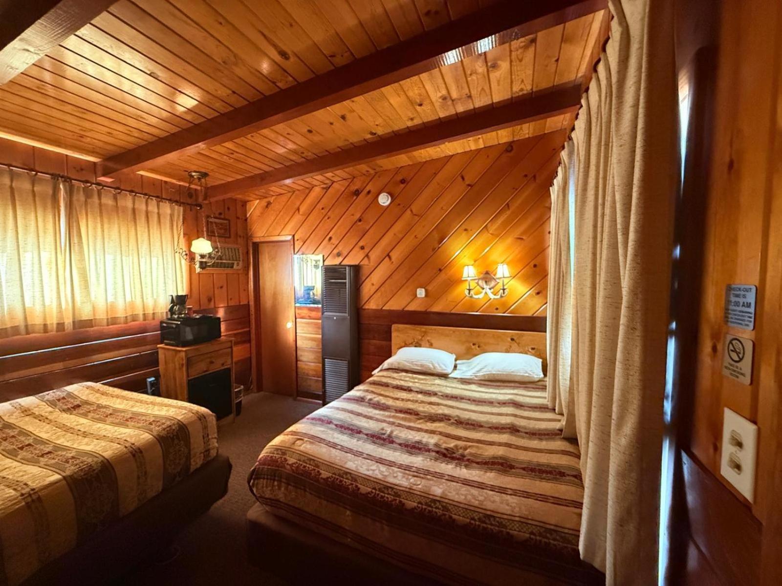 Walker Toiyabe Motel מראה חיצוני תמונה